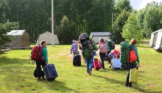 Организаторы детского отдыха считают, что рекомендации Роспотребнадзора по организации работы детских лагерей сложные для выполнения.
