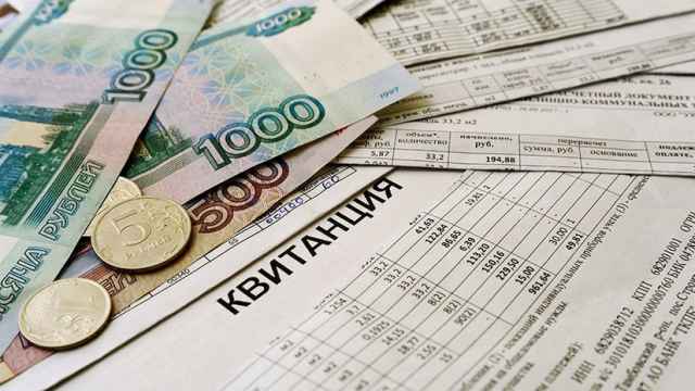 По прогнозам Минстроя, только за три месяцам ограничительных мер к концу июня выпадающие доходы отрасли ЖКХ составят порядка 70-80 млрд рублей.