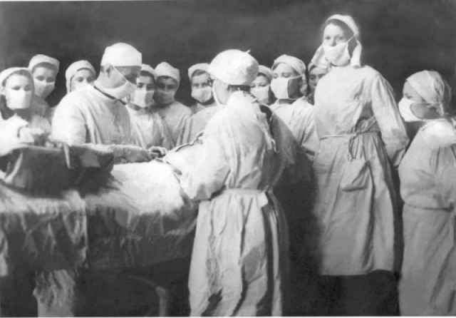 В годы Великой  Отечественной войны в Боровичах были размещены 22 госпиталя.