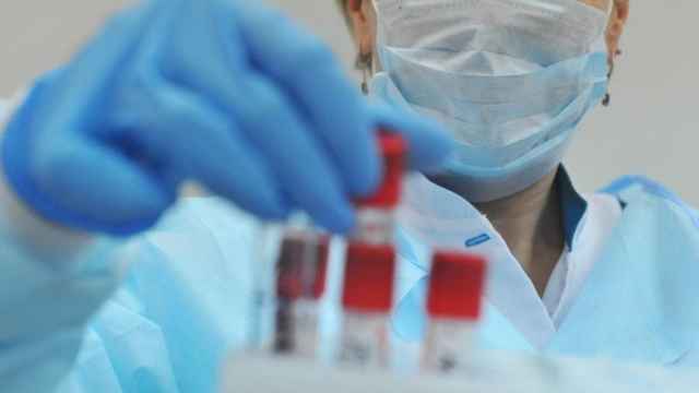 За последние сутки в Новгородской области зарегистрировали 44 случая заражения коронавируса.