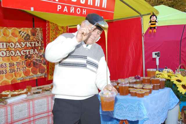 По информации министерства сельского хозяйства Новгородской области, на 1 января 2020 года, в регионе зарегистрировано 1020 пчеловодческих хозяйств.