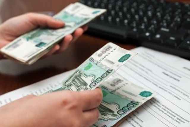 С начала года судебные приставы смогли взыскать и перечислить работникам организаций-должников более 22 млн рублей.