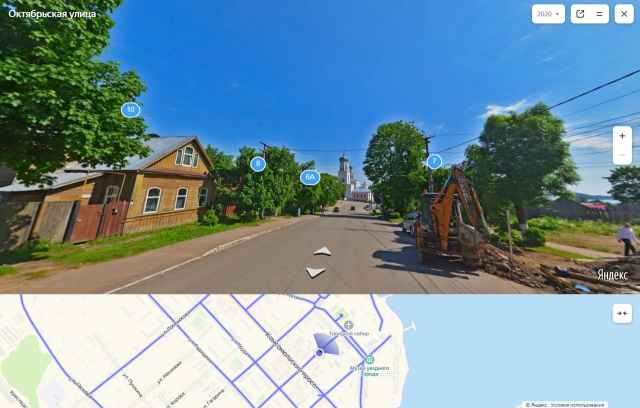 Яндекс.Панорамы — служба, позволяющая смотреть панорамы улиц городов России и других стран