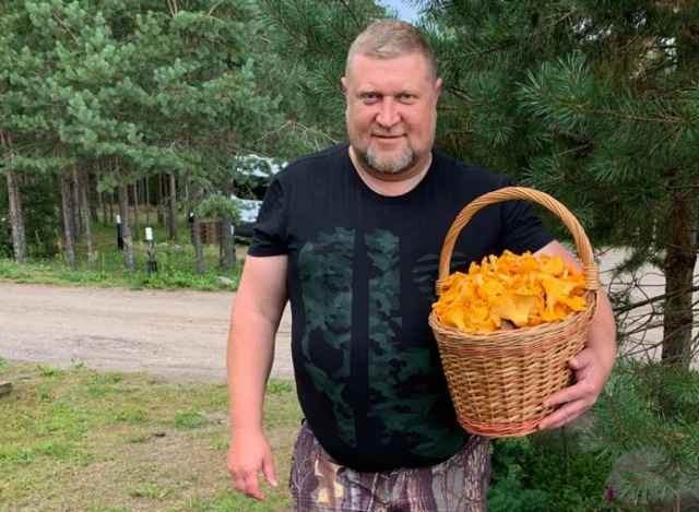 Андрей Устинов призвал глав всех районов принять участие в соревнованиях по сбору грибов.