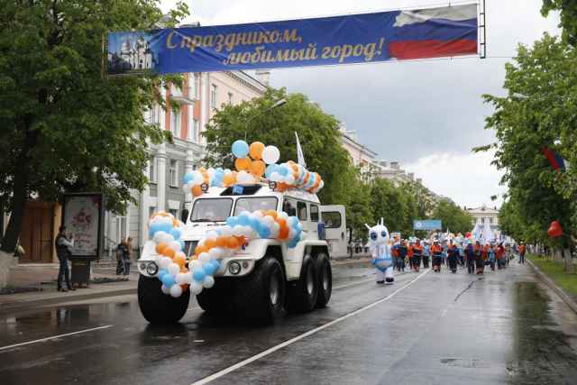 Ранее новгородская администрация из-за пандемии приняла решение перенести праздничные торжества по случаю Дня города на сентябрь.
