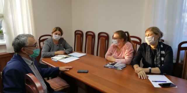 Министр здравоохранения Новгородской области Резеда Ломовцева встретилась с представителями новгородского пациентского сообщества