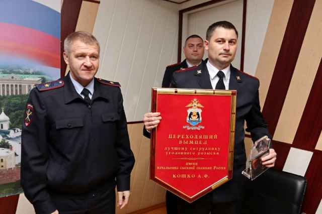 Павел Лякин начал службу в январе 2013 года оперативником в ОМВД Солецкого района.