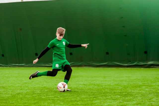 Статус детского футбольного центра позволит «Электрону» рассчитывать на включение в целевые программы РФС.