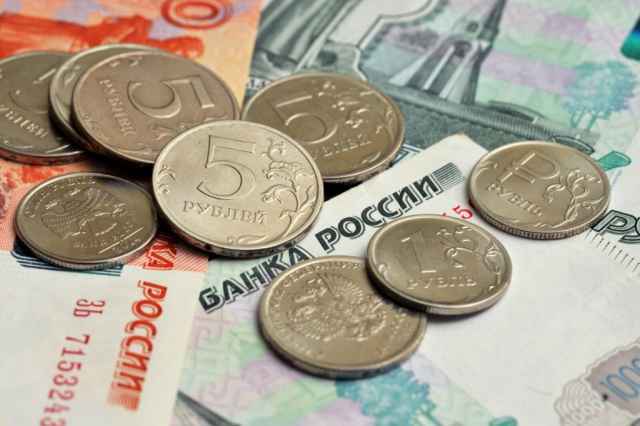 Минимальный размер оплаты труда в Новгородской области составляет 12 130 рублей