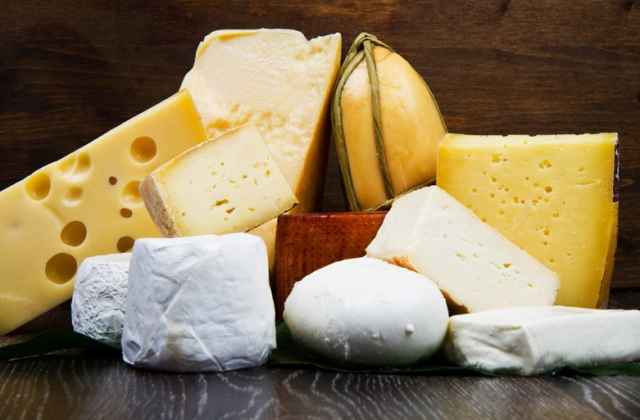 Выпуск сыра и творога вырос на 32,9%.