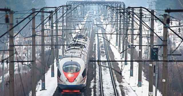 РЖД выбрало вариант «Новгородский», который предполагает прохождение ВСМ близко к Великому Новгороду, хоть трасса и длиннее остальных на 21 километр