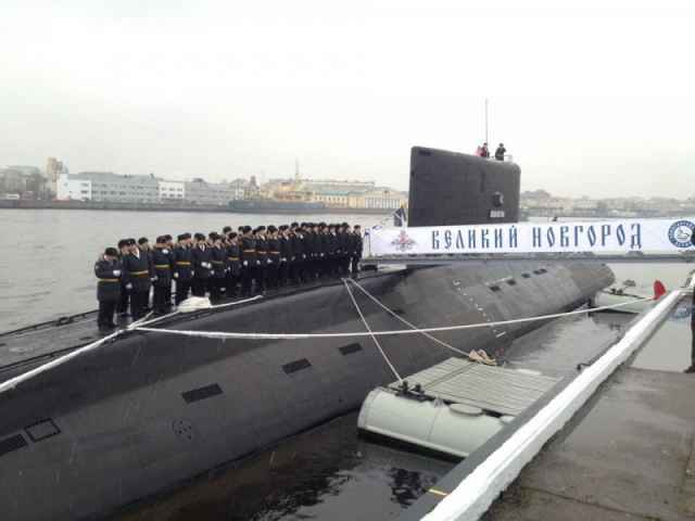 Спуск на воду российской дизель-электрической подводной лодки проекта 636.3 «Варшавянка» состоялся 18 марта 2016 года