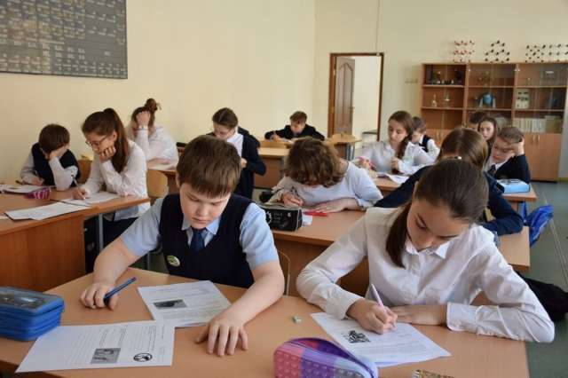 С 1 по 26 марта всероссийские проверочные работы пройдут для учеников 10-11 классов — в режиме апробации.