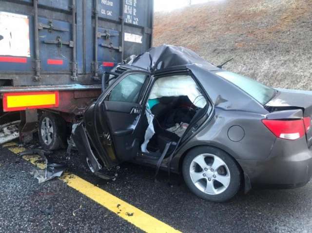 В аварии на трассе М-11 водитель Кia погиб на месте происшествия до приезда «скорой помощи»
