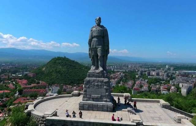 Алексей Скурлатов, ставший прообразом памятника «Алёша» в Болгарии, воевал в Поддорском районе
