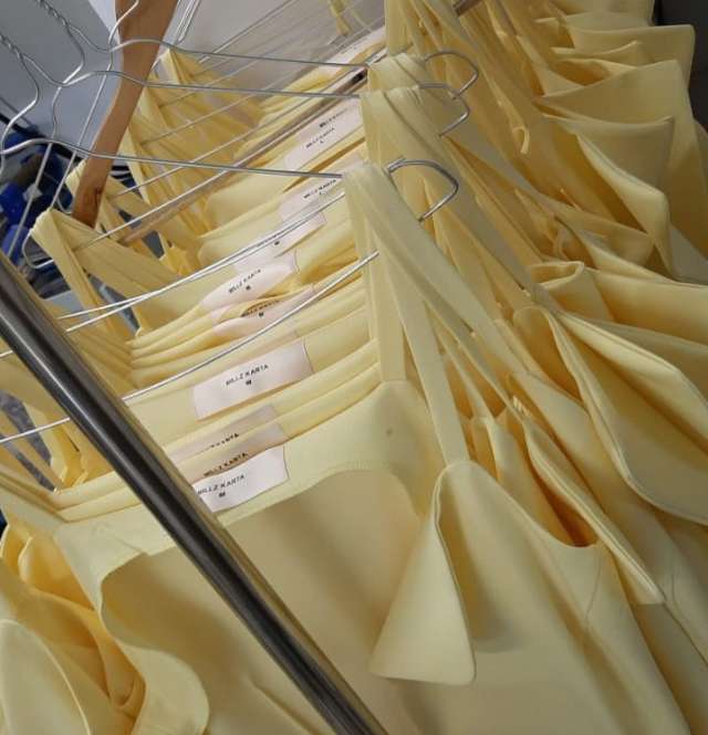 В технопарке «Трансвит» начала работать фабрика по производству дизайнерской одежды.