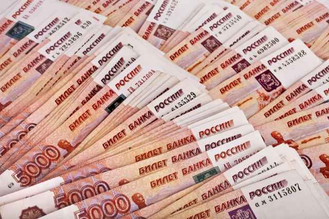 Для получения 10 тысяч рублей пенсионерам не нужно подавать никаких заявлений и документов.
