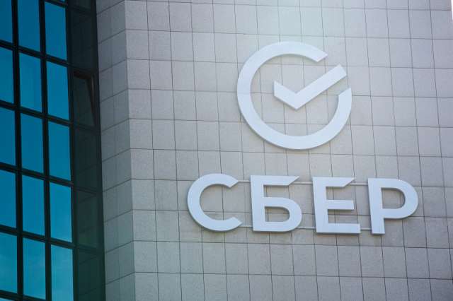 Сбер выдал в Великом Новгороде первый кредит по льготной программе кредитования под 3%
