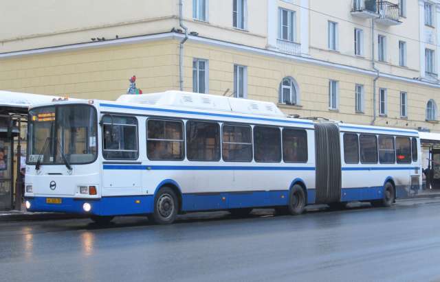 Губернатор Новгородской области особо отметил, что выход на линии «возрастного» транспорта – это временная мера