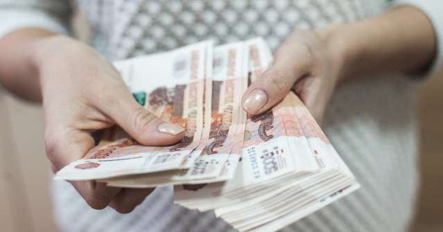 Теперь жительница Парфинского района должна банку 2 миллиона 847 тысяч рублей.
