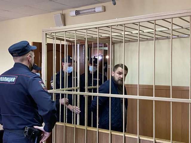 Дмитрий Игнатов и его защитник настаивали на домашнем аресте.