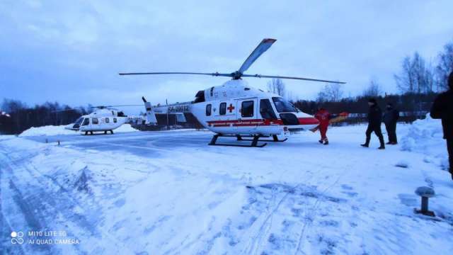 В этом году вертолёты Национальной службы санитарной авиации совершили в Новгородской области 141 вылет .
