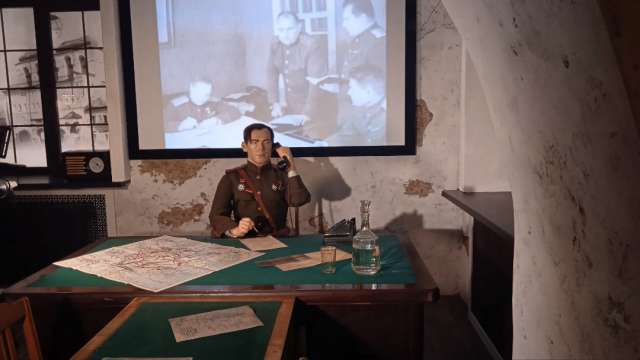 В октябре в Великом Новгороде открылась экспозиция «Штаб Ивана Коровникова». Для оформления штаба в качестве отправной точки взято освобождение Новгорода от немецко-фашистских захватчиков