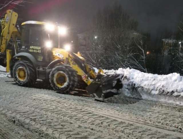 Суд оштрафовал мэра за плохую уборку города от снега на 25 тысяч рублей.