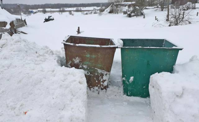 Жителей Новгородчины волнуют проблемы уличного освещения, несвоевременного вывоза мусора и уборки снега