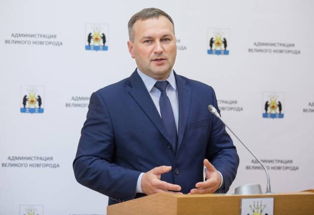 14 марта в Думу Великого Новгорода поступило заявление Сергея Бусурина об увольнении с должности мэра.