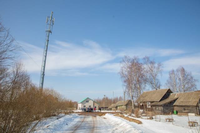 Чтобы обеспечить максимальный радиус охвата сети специалисты провайдера разместили антенны на высоте до 35 метров от земли.