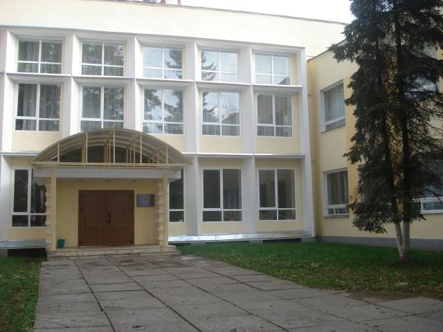 Новгородская детская музыкальная школа №1 имени Рахманинова – первая музыкальная школа Великого Новгорода - была официально открыта 1 декабря 1948 года