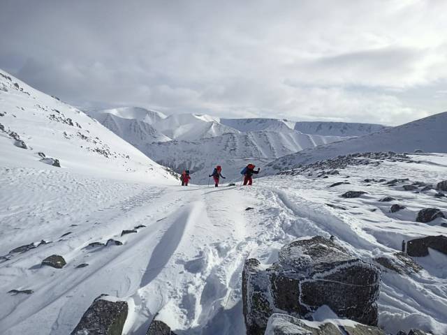 Туристы смогли покорить высшую точку Ловозёр — гору Ангвундасчорр, а также главную вершину Хибин — Юдычвумчорр