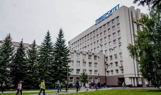 По словам Юрия Боровикова, сейчас университету не хватает около 1 тысячи мест в студенческих общежитиях.