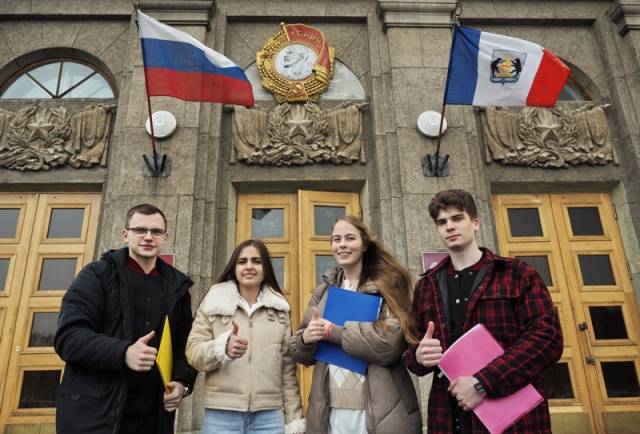 В начале мая стартует конкурсный отбор среди кандидатов на стажировку в правительстве Новгородской области.