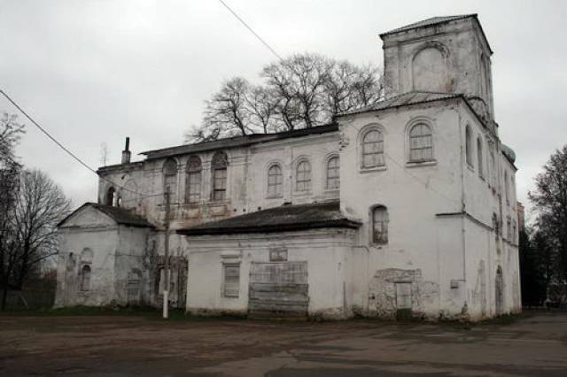Церковь Введения во храм была построена в Валдае в 1762 году.