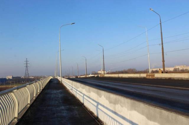 Работы на мосту планируется завершить до 31 июля 2022 года.