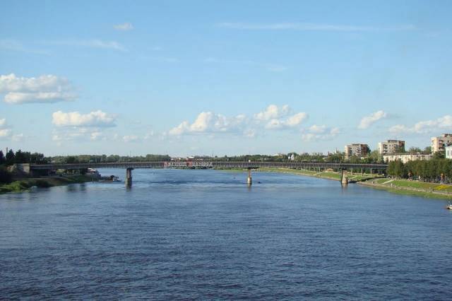 Ремонт на мосту Александра Невского планируется провести до 15 июля.