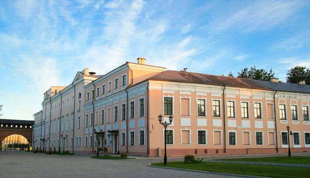 Сейчас в Новгородской области работают 10 виртуальных концертных площадок, первым стал зал в филармонии.