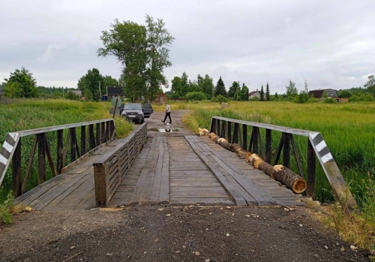 После разработки проекта реконструкции моста через Доброху сооружение включат в программу работ на 2023-2024 годы.