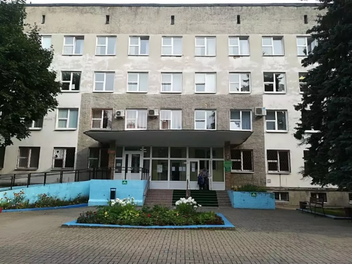 На ремонт поликлиники №3 выделили 6,6 млн рублей.