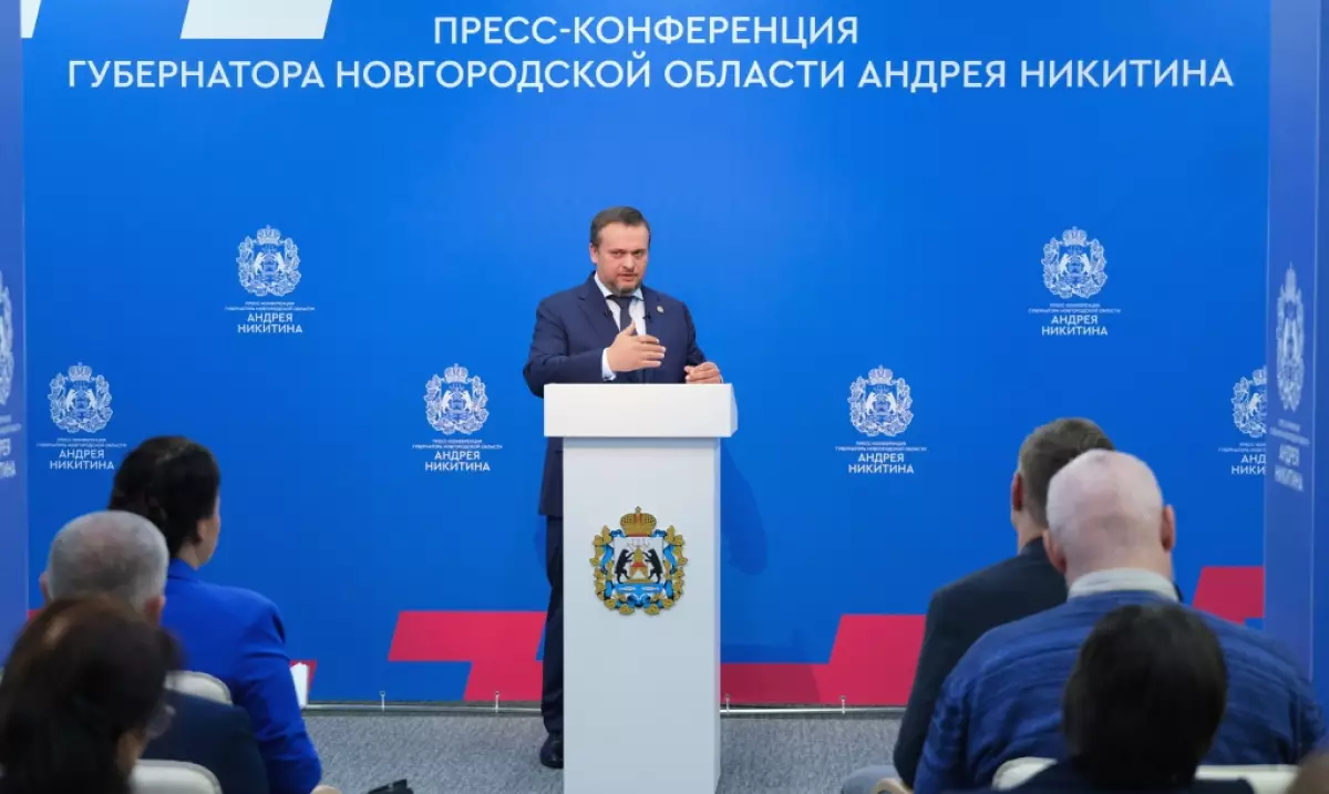 Во время пресс-конференции Андрей Никитин заверил, что правительство не допустит закрытия предприятий.