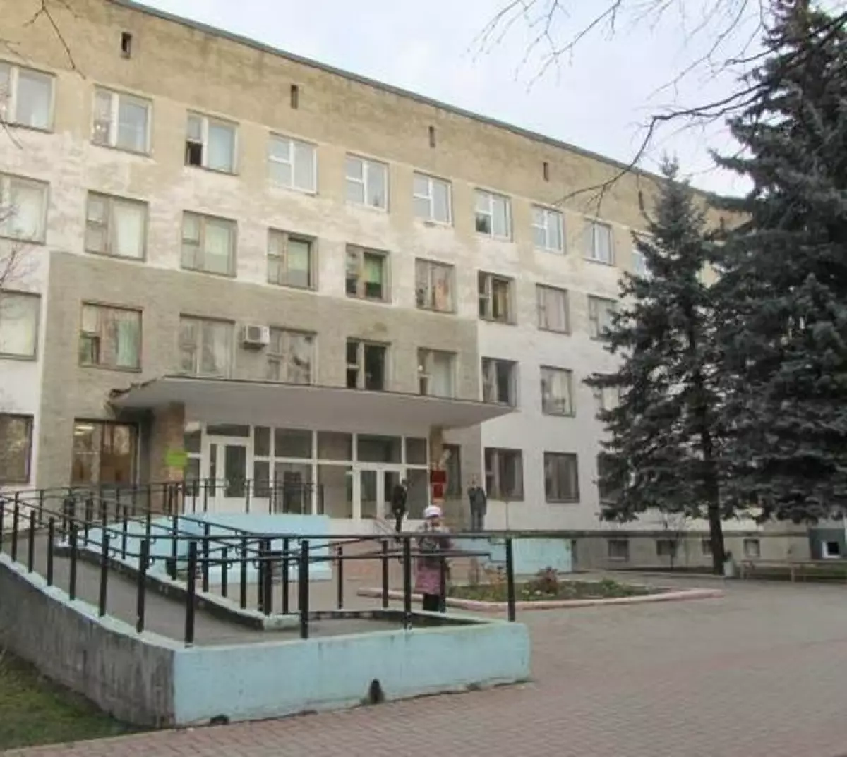 На ремонт в поликлинике №3 выделили 6,6 млн рублей.