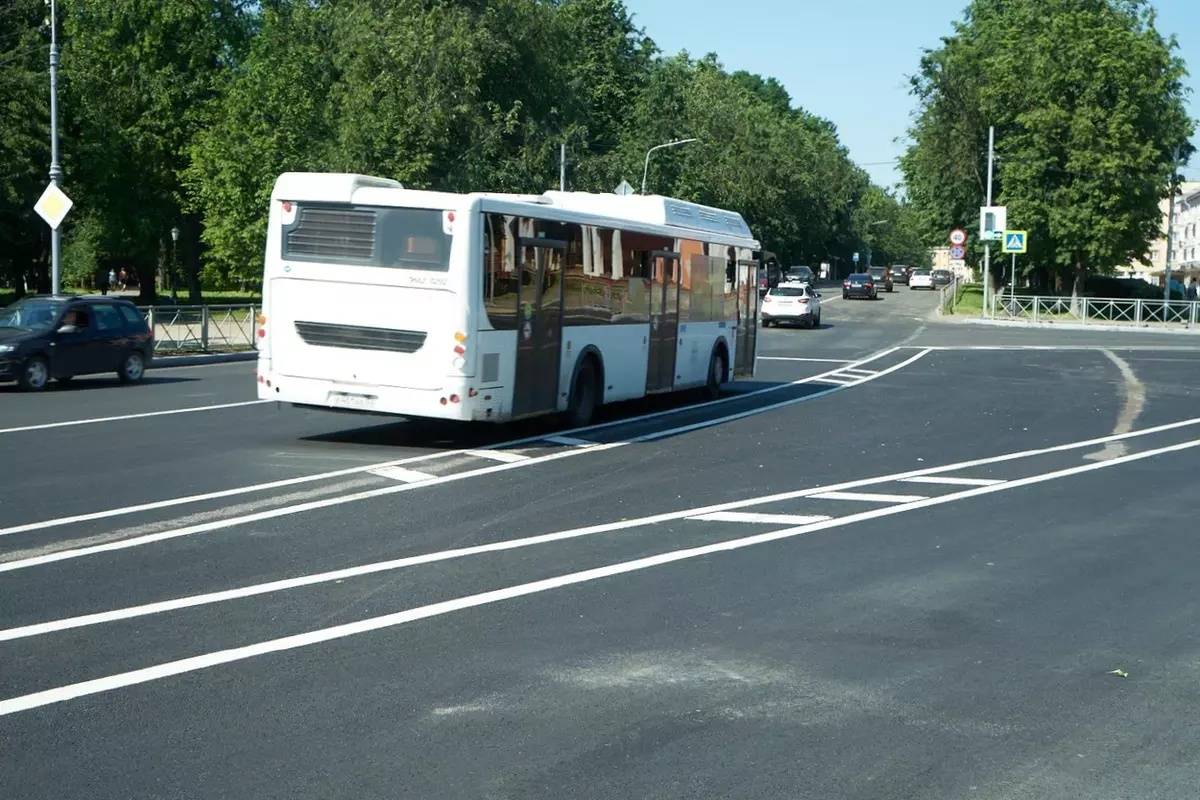 Всего в Новгородской области в 2021 курсировало 829 автобусов.