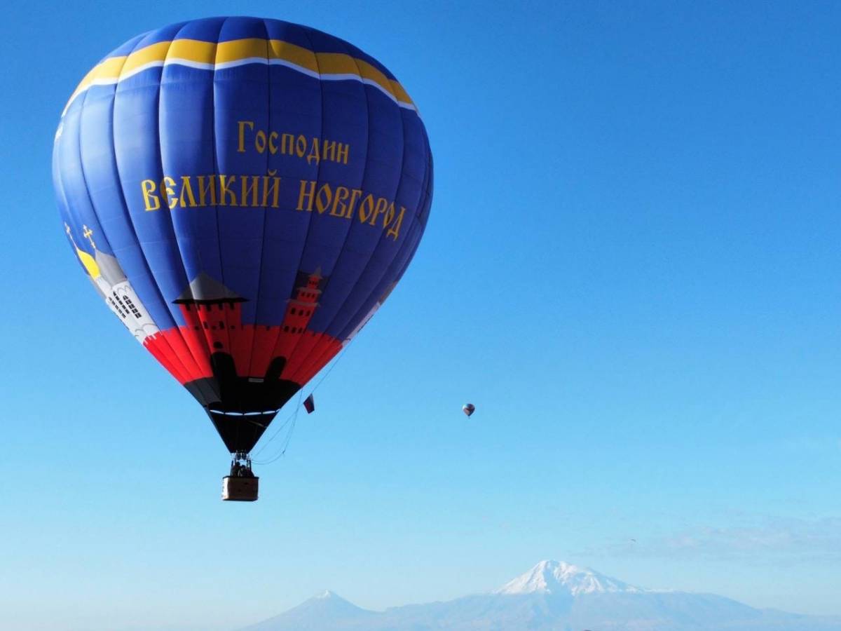 В ближайшие два дня полетов не будет, так как ожидаются дожди, но 15 и 16 октября фестиваль продолжится в Гарни, а также в Ереване