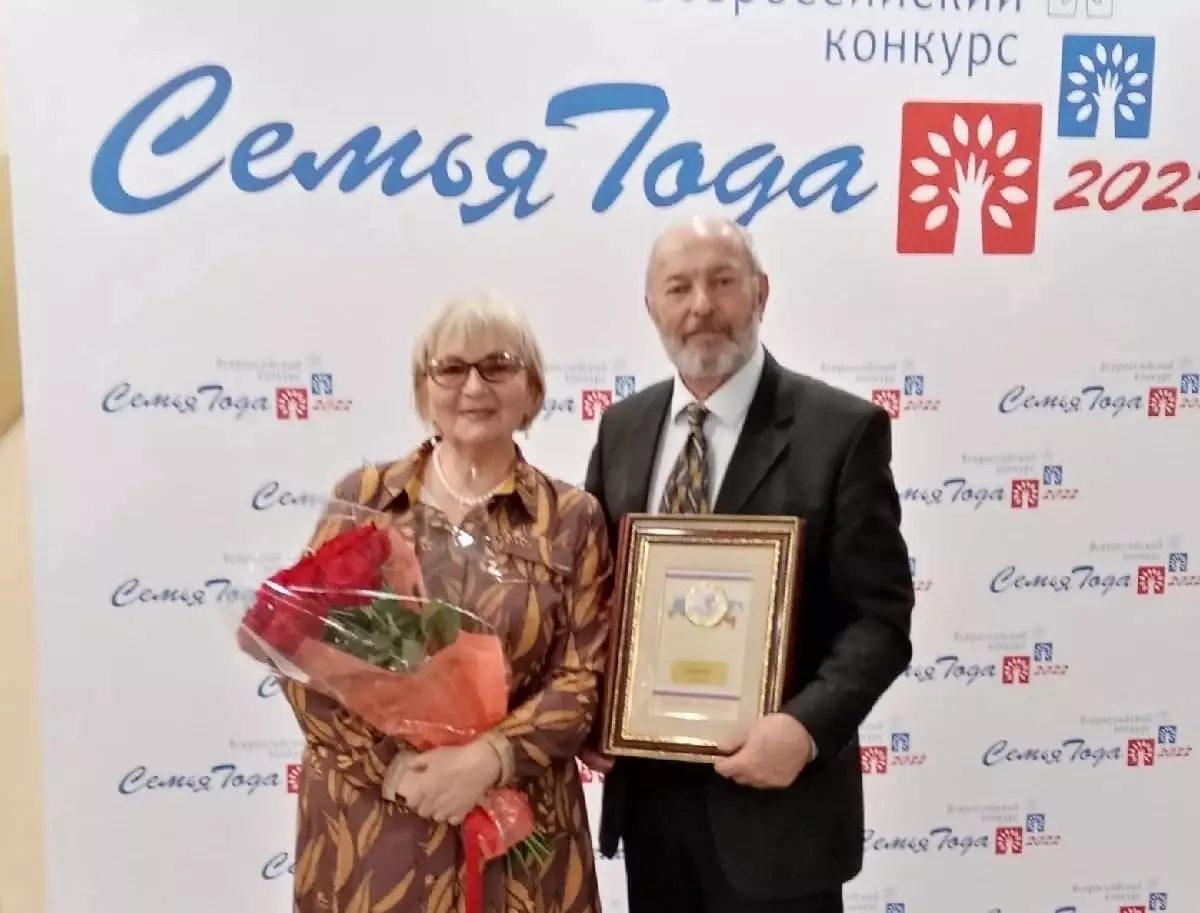 Виктор и Надежда Назаровы живут вместе более 30 лет.