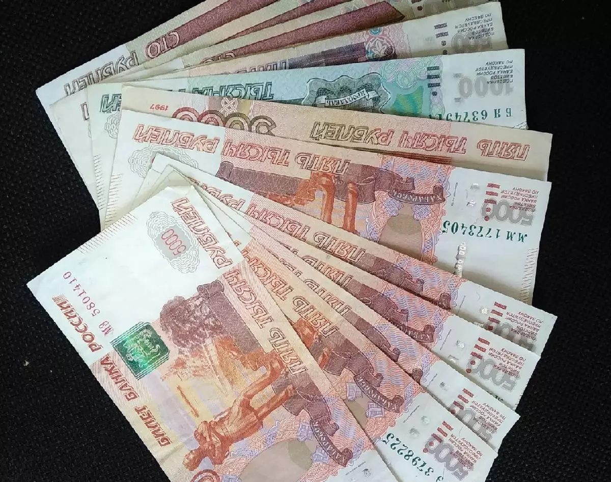 В июле-сентябре из обращения в Новгородской области вывели 27 поддельных банкнот.