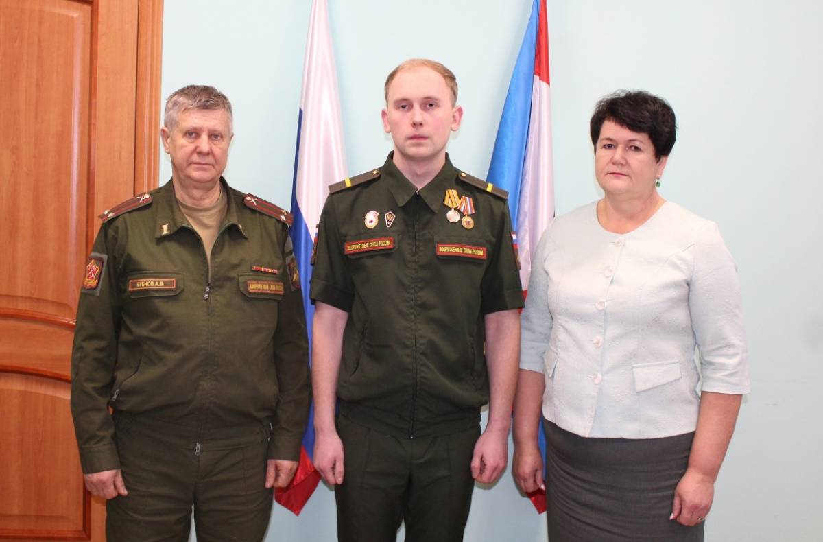 Семён Петров получил награду минобороны РФ за выполнение поставленных задач в условиях боевых действий при проведении спецоперации на Украине.
