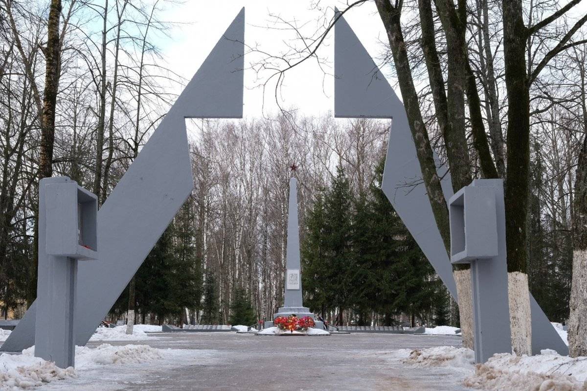 Разработкой концепции благоустройства мемориала в Чудове занимается Центр развития городской среды Новгородской области.