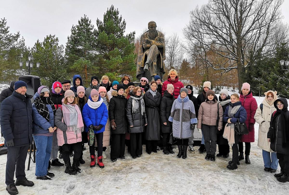 В Старой Руссе 9 февраля почтили память гения русской литературы Ф.М. Достоевского.
